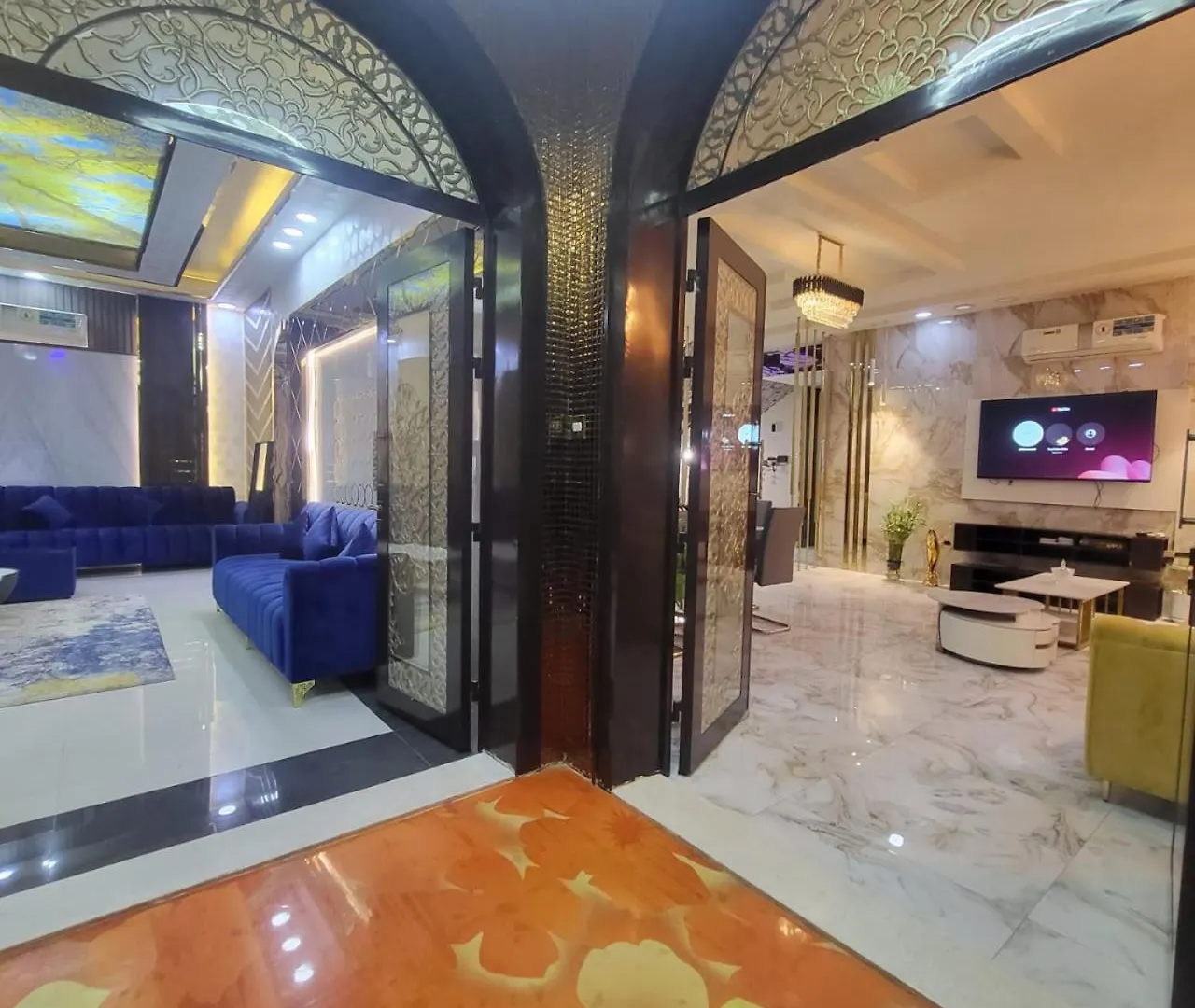 Luxury 6 Bedrooms Villa With Private Swimming Pool アジュマーン アラブ首長国連邦